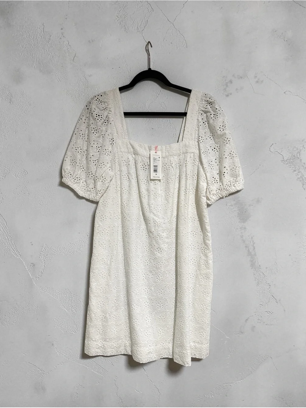Vineyard Vines Serena Eyelet Dress Size Medium White NWT